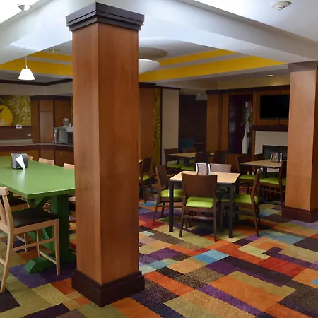 Fairfield Inn & Suites Effingham