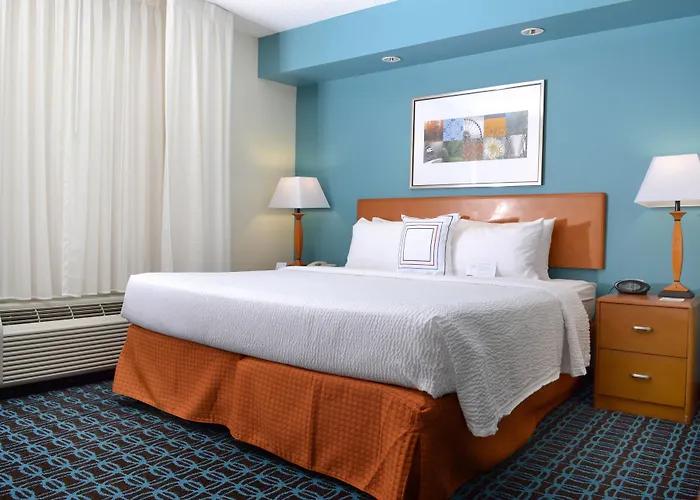 Fairfield & Hotel