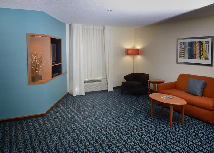 Hotel Fairfield & 3*