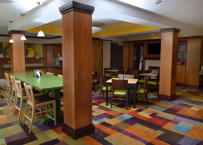 Fairfield & Hotel Effingham