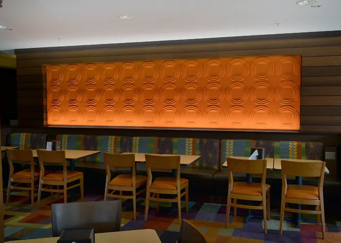 Fairfield & Hotel
